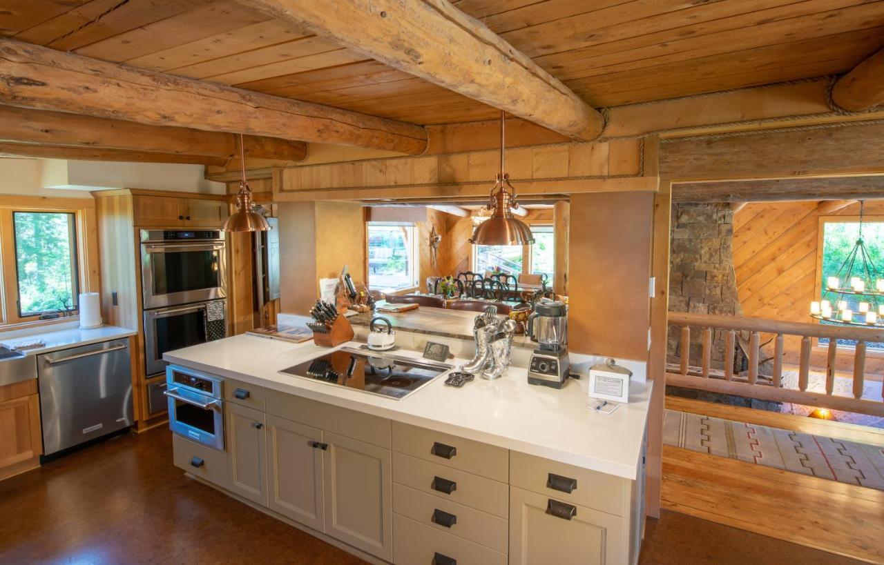 Jackson Hole Hideout Bed & Breakfast Wilson Exterior photo
